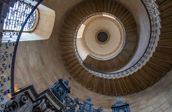 Escalier en spirale dans la Cathédrale Saint Paul à Londres