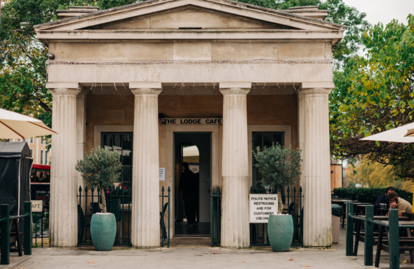 The Lodge Cafe à Hyde Park